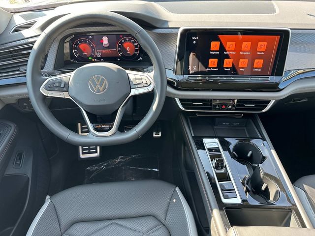 2024 Volkswagen Atlas 2.0T Peak Edition SE w/Technology