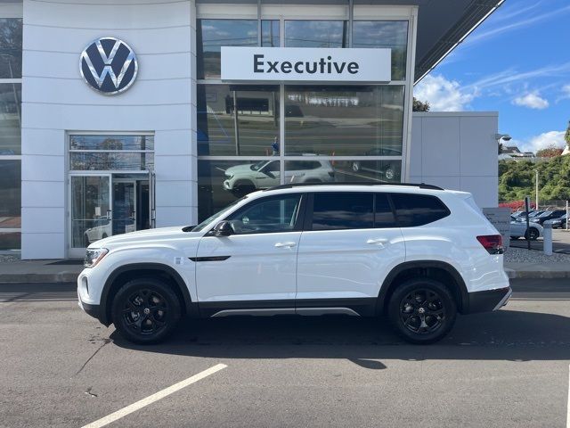 2024 Volkswagen Atlas 2.0T Peak Edition SE w/Technology