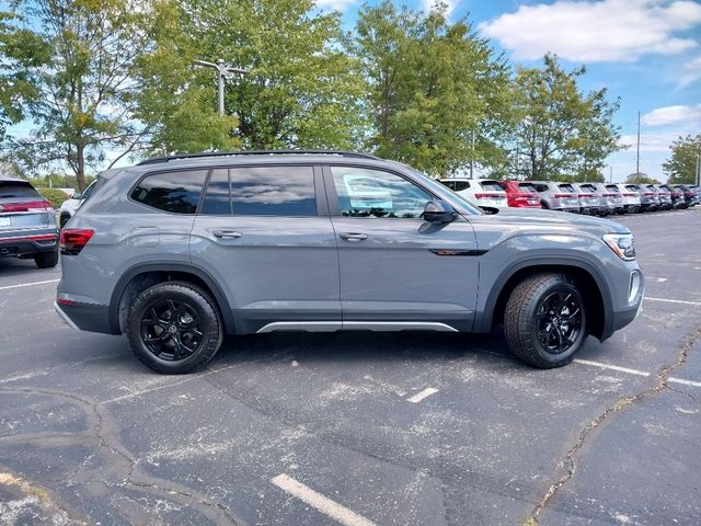 2024 Volkswagen Atlas 2.0T Peak Edition SE w/Technology