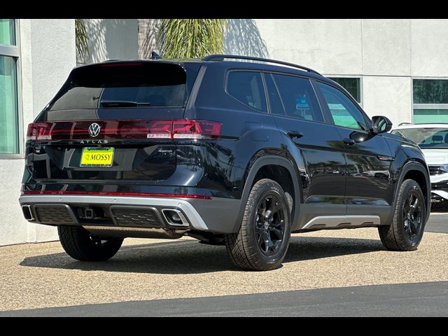 2024 Volkswagen Atlas 2.0T Peak Edition SE w/Technology