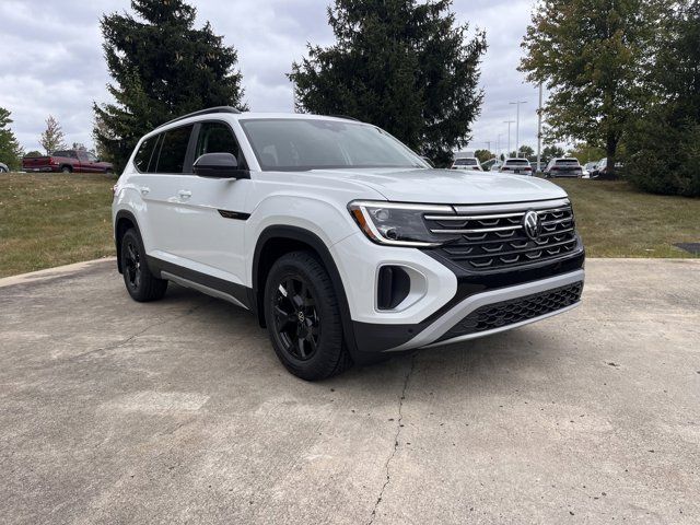 2024 Volkswagen Atlas 2.0T Peak Edition SE w/Technology