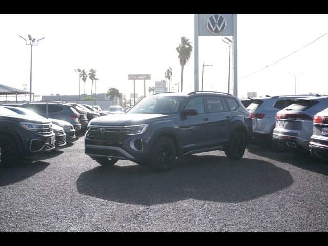 2024 Volkswagen Atlas 2.0T Peak Edition SE w/Technology