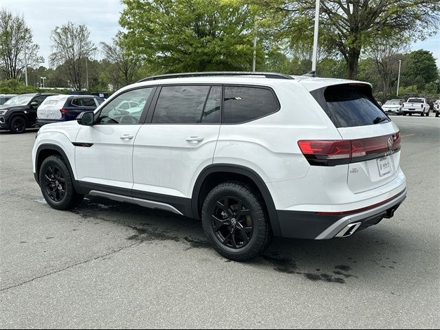 2024 Volkswagen Atlas 2.0T Peak Edition SE w/Technology