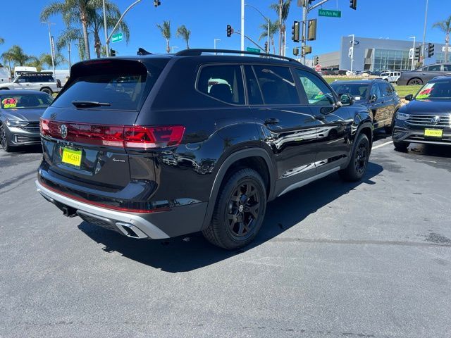 2024 Volkswagen Atlas 2.0T Peak Edition SE w/Technology