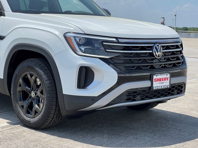 2024 Volkswagen Atlas 2.0T Peak Edition SE w/Technology