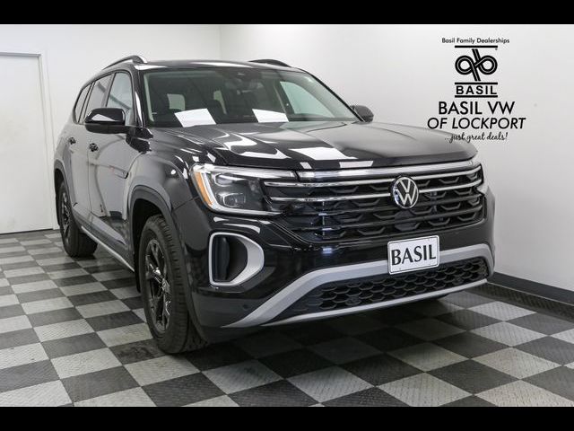 2024 Volkswagen Atlas 2.0T Peak Edition SE w/Technology