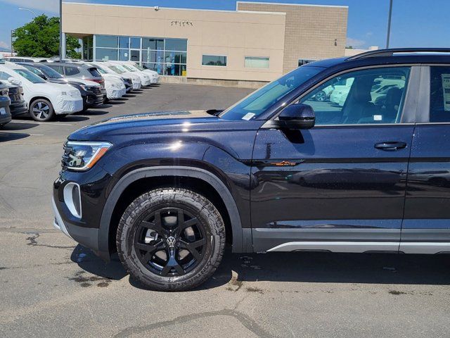 2024 Volkswagen Atlas 2.0T Peak Edition SE w/Technology