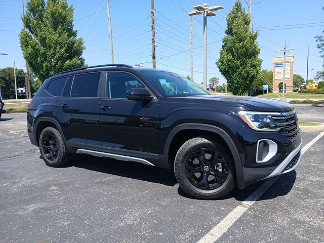 2024 Volkswagen Atlas 2.0T Peak Edition SE w/Technology