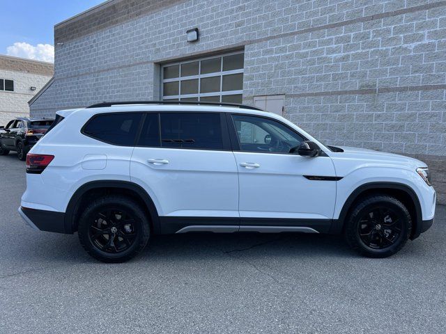 2024 Volkswagen Atlas 2.0T Peak Edition SE w/Technology