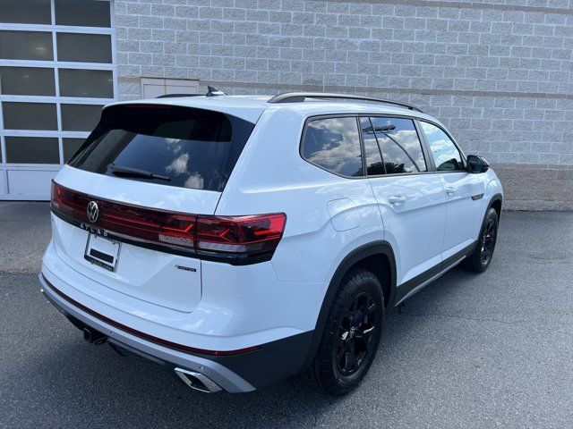 2024 Volkswagen Atlas 2.0T Peak Edition SE w/Technology