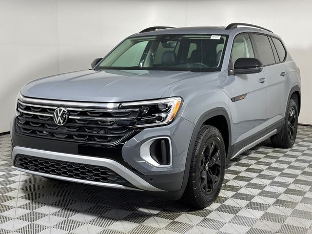 2024 Volkswagen Atlas 2.0T Peak Edition SE w/Technology