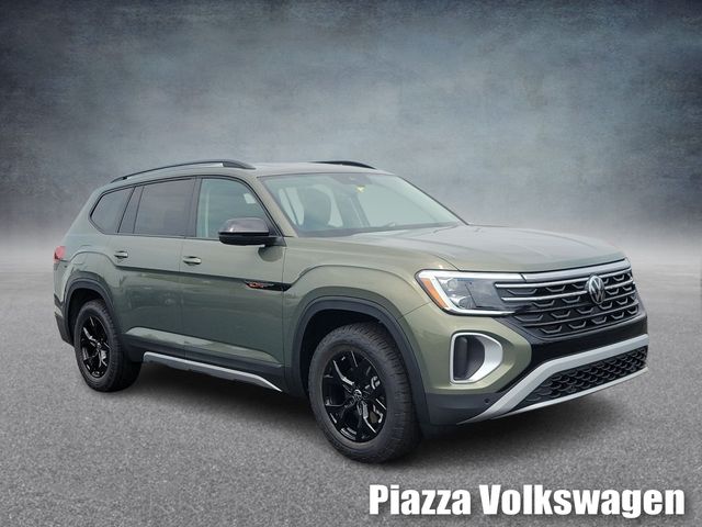 2024 Volkswagen Atlas 2.0T Peak Edition SE w/Technology