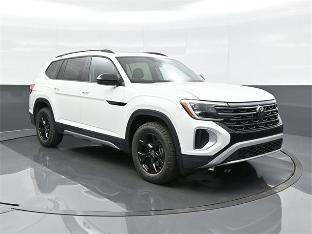 2024 Volkswagen Atlas 2.0T Peak Edition SE w/Technology