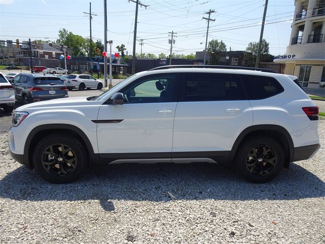 2024 Volkswagen Atlas 2.0T Peak Edition SE w/Technology