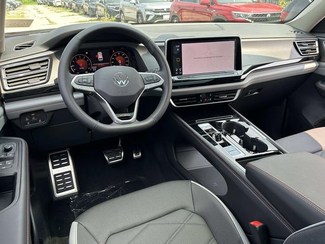 2024 Volkswagen Atlas 2.0T Peak Edition SE w/Technology