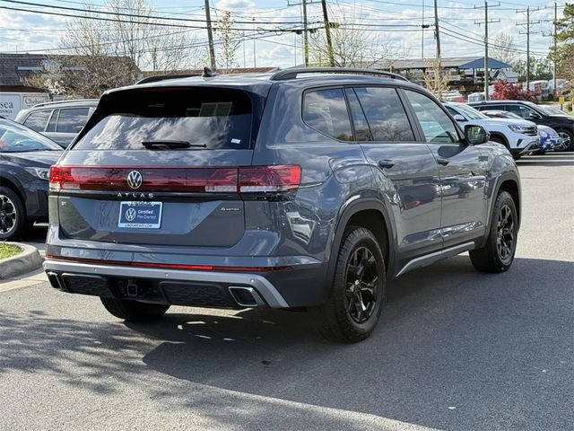 2024 Volkswagen Atlas 2.0T Peak Edition SE w/Technology