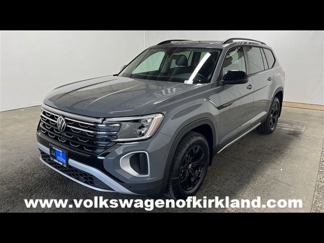 2024 Volkswagen Atlas 2.0T Peak Edition SE w/Technology