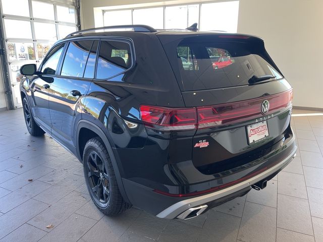 2024 Volkswagen Atlas 2.0T Peak Edition SE w/Technology