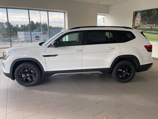 2024 Volkswagen Atlas 2.0T Peak Edition SE w/Technology