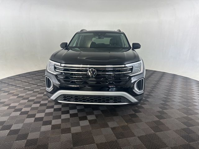 2024 Volkswagen Atlas 2.0T Peak Edition SE w/Technology