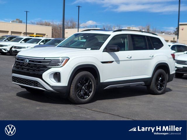 2024 Volkswagen Atlas 2.0T Peak Edition SE w/Technology