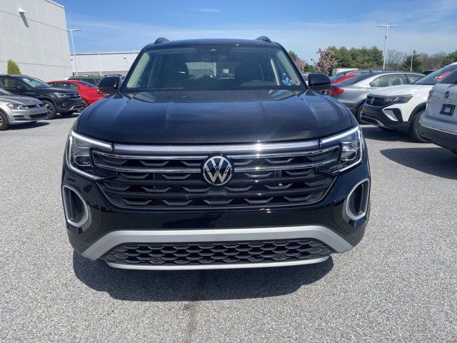 2024 Volkswagen Atlas 2.0T Peak Edition SE w/Technology