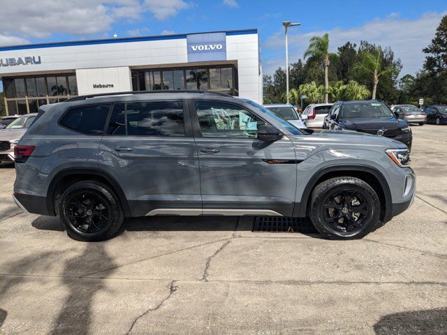 2024 Volkswagen Atlas 2.0T Peak Edition SE w/Technology