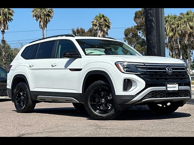 2024 Volkswagen Atlas 2.0T Peak Edition SE w/Technology