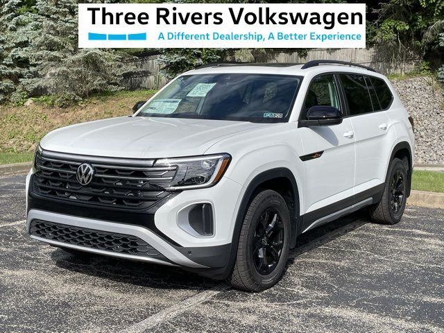 2024 Volkswagen Atlas 2.0T Peak Edition SE w/Technology