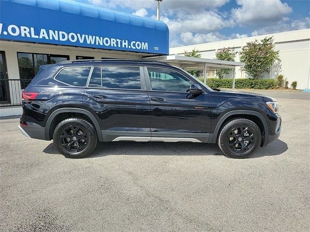 2024 Volkswagen Atlas 2.0T Peak Edition SE w/Technology