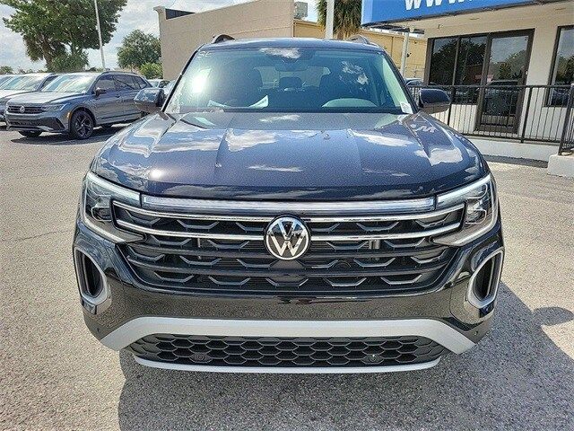 2024 Volkswagen Atlas 2.0T Peak Edition SE w/Technology