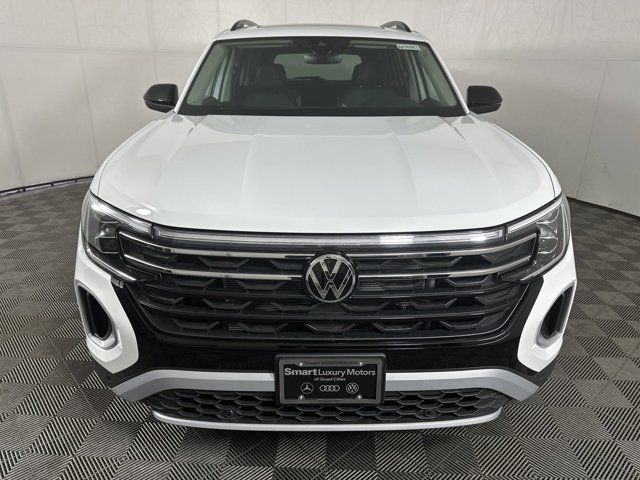 2024 Volkswagen Atlas 2.0T Peak Edition SE w/Technology