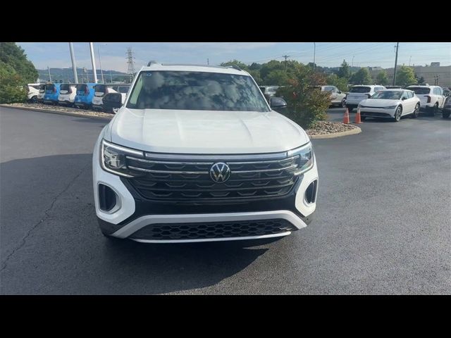 2024 Volkswagen Atlas 2.0T Peak Edition SE w/Technology