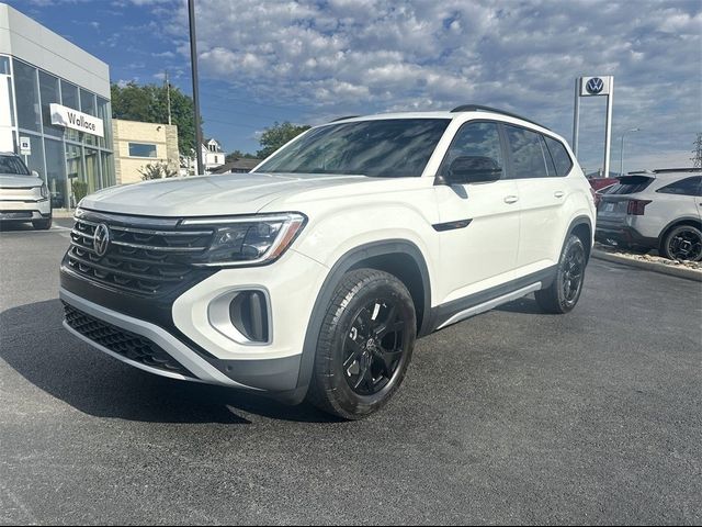 2024 Volkswagen Atlas 2.0T Peak Edition SE w/Technology