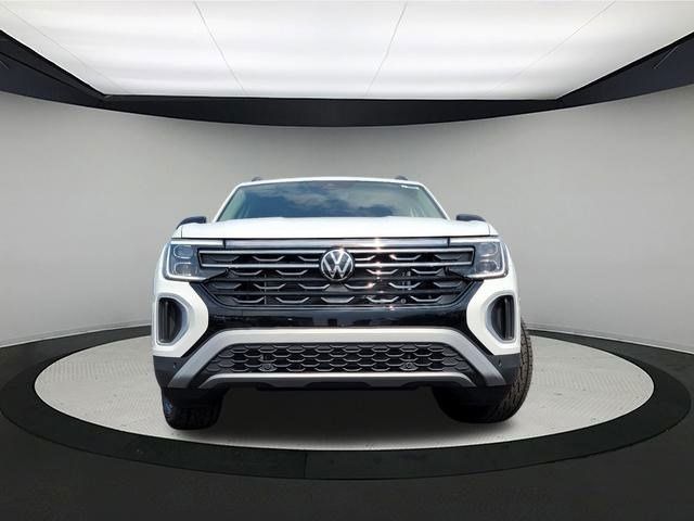 2024 Volkswagen Atlas 2.0T Peak Edition SE w/Technology