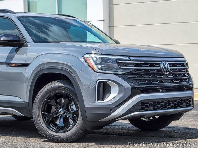 2024 Volkswagen Atlas 2.0T Peak Edition SE w/Technology