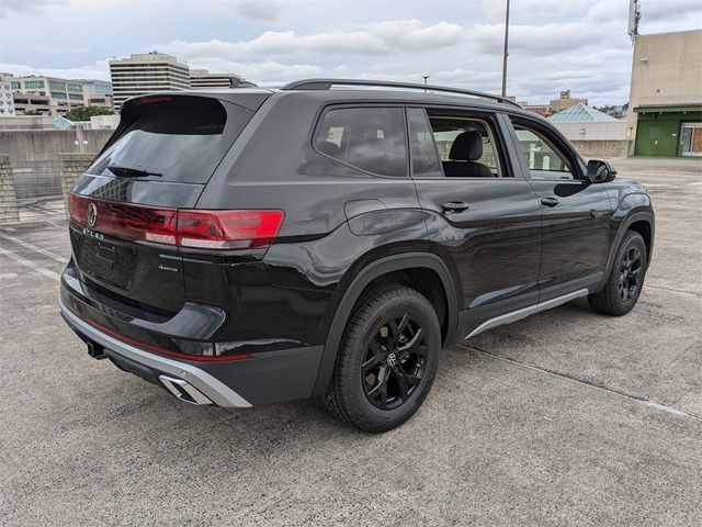 2024 Volkswagen Atlas 2.0T Peak Edition SE w/Technology