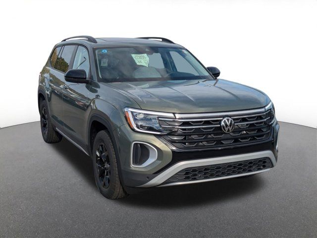 2024 Volkswagen Atlas 2.0T Peak Edition SE w/Technology