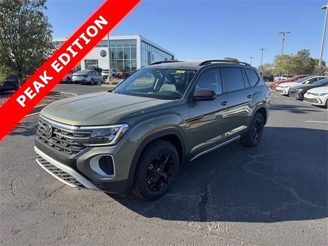 2024 Volkswagen Atlas 2.0T Peak Edition SE w/Technology