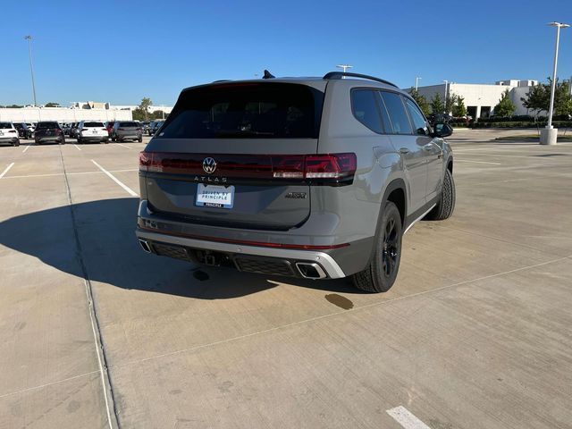 2024 Volkswagen Atlas 2.0T Peak Edition SE w/Technology