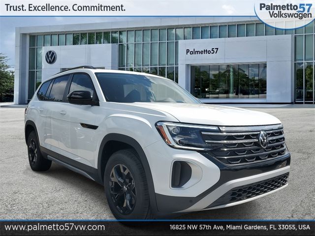 2024 Volkswagen Atlas 2.0T Peak Edition SE w/Technology