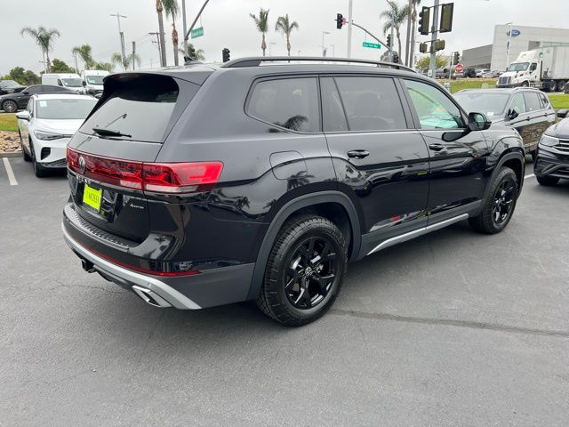 2024 Volkswagen Atlas 2.0T Peak Edition SE w/Technology