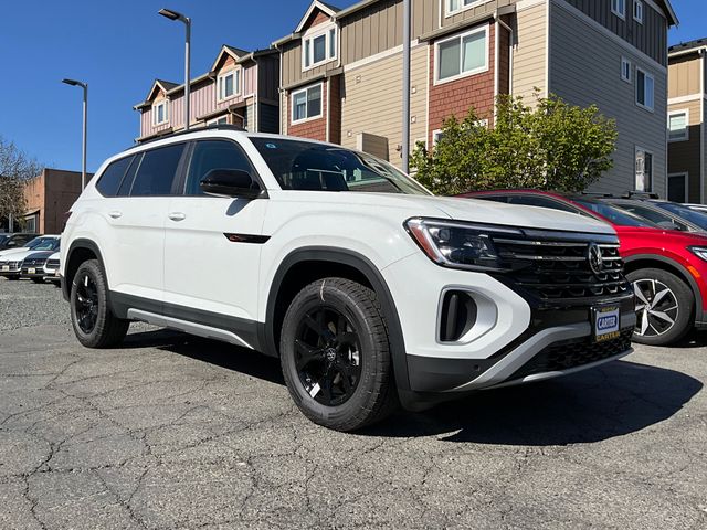 2024 Volkswagen Atlas 2.0T Peak Edition SE w/Technology