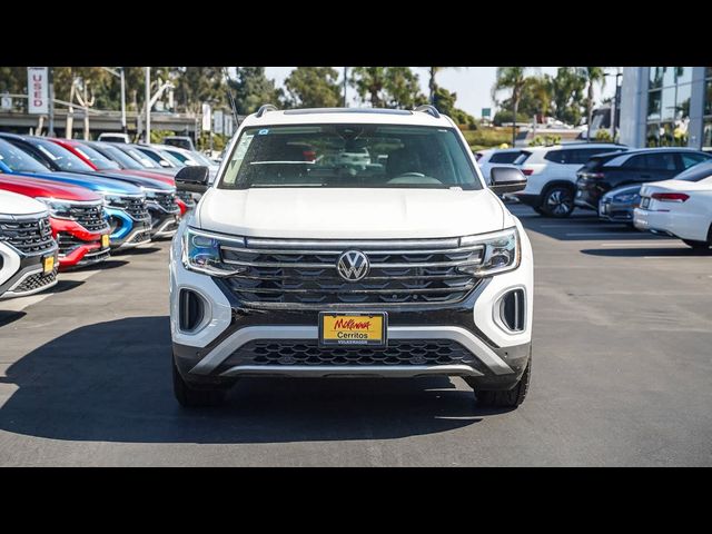 2024 Volkswagen Atlas 2.0T Peak Edition SE w/Technology