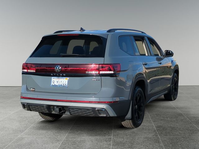 2024 Volkswagen Atlas 2.0T Peak Edition SE w/Technology