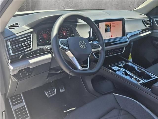 2024 Volkswagen Atlas 2.0T Peak Edition SE w/Technology