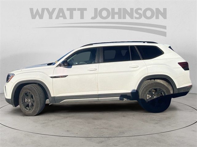 2024 Volkswagen Atlas 2.0T Peak Edition SE w/Technology