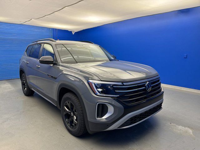 2024 Volkswagen Atlas 2.0T Peak Edition SE w/Technology