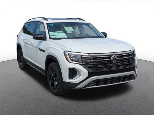 2024 Volkswagen Atlas 2.0T Peak Edition SE w/Technology