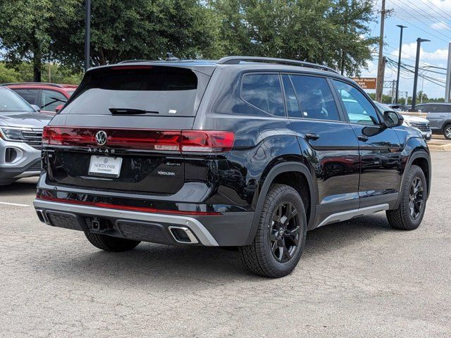 2024 Volkswagen Atlas 2.0T Peak Edition SE w/Technology